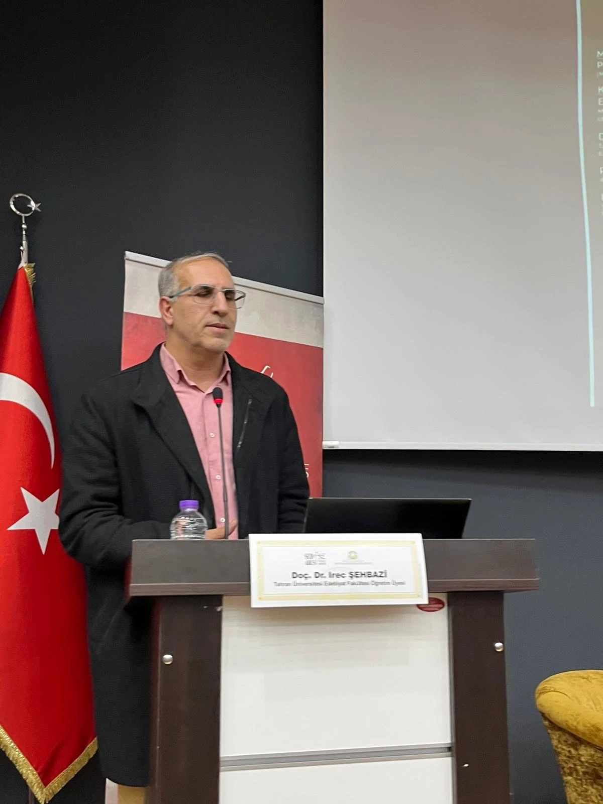 “Gel Ey Aşk!”  Sanatsal Eserinin Tanıtımı ve İlk Gösterimi